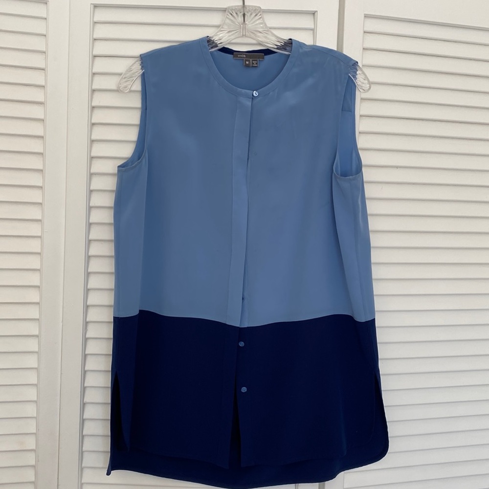 Sleeveless button-up top
